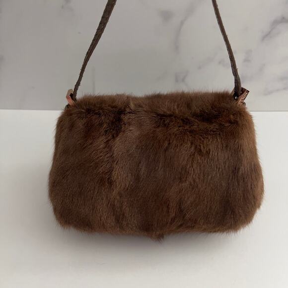 Fendi baguette mini mamma cute squirrel fur - Picture 4 of 14